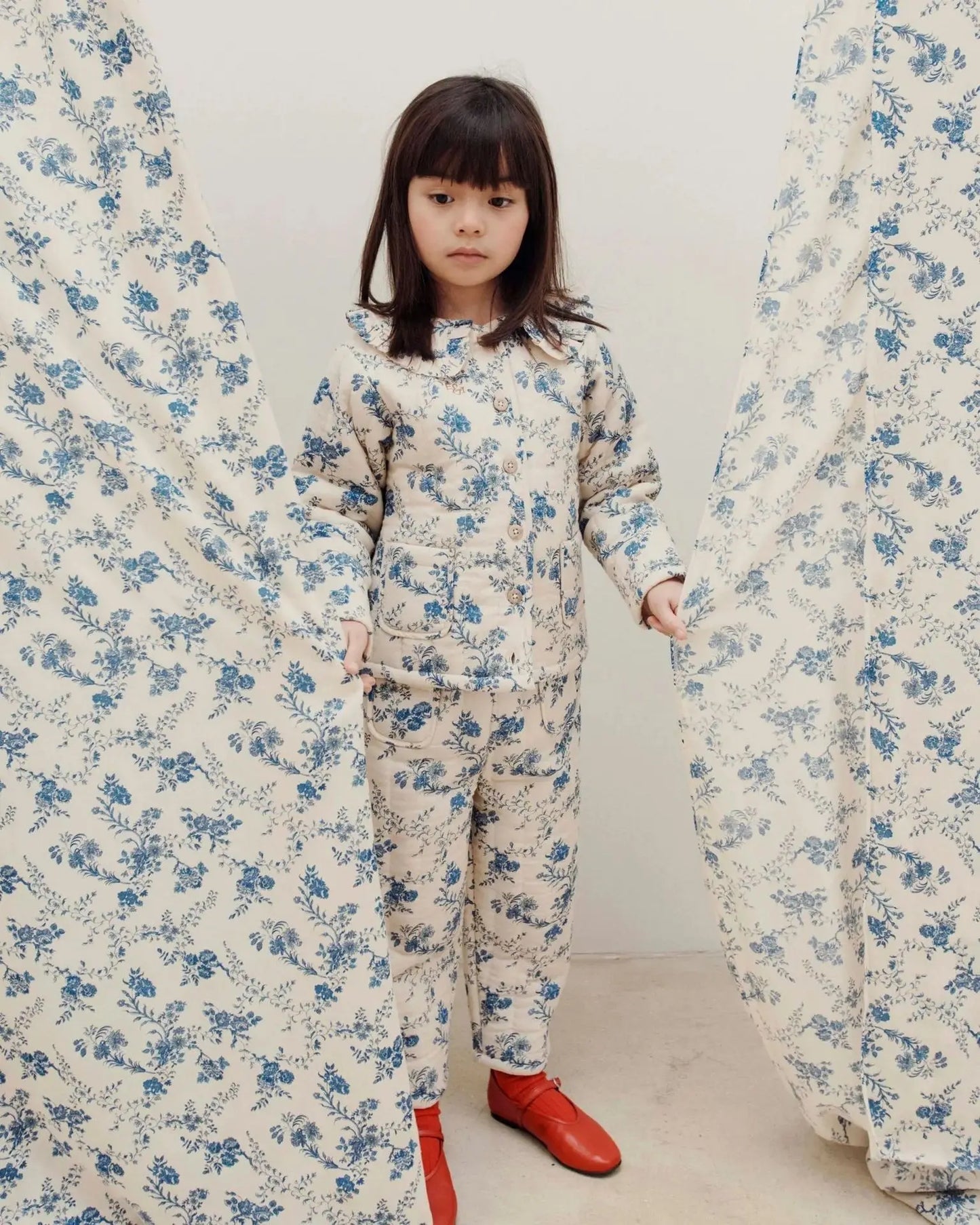 Children's Sweater 2025 Autumn EM series Girls' Country Style embroidered Flower shirtlong Pants Overalls Girls' set
